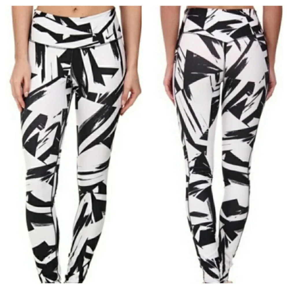 NIKE Legend 2.0 Floe Tight Leggings Black White Size Medium Activewear